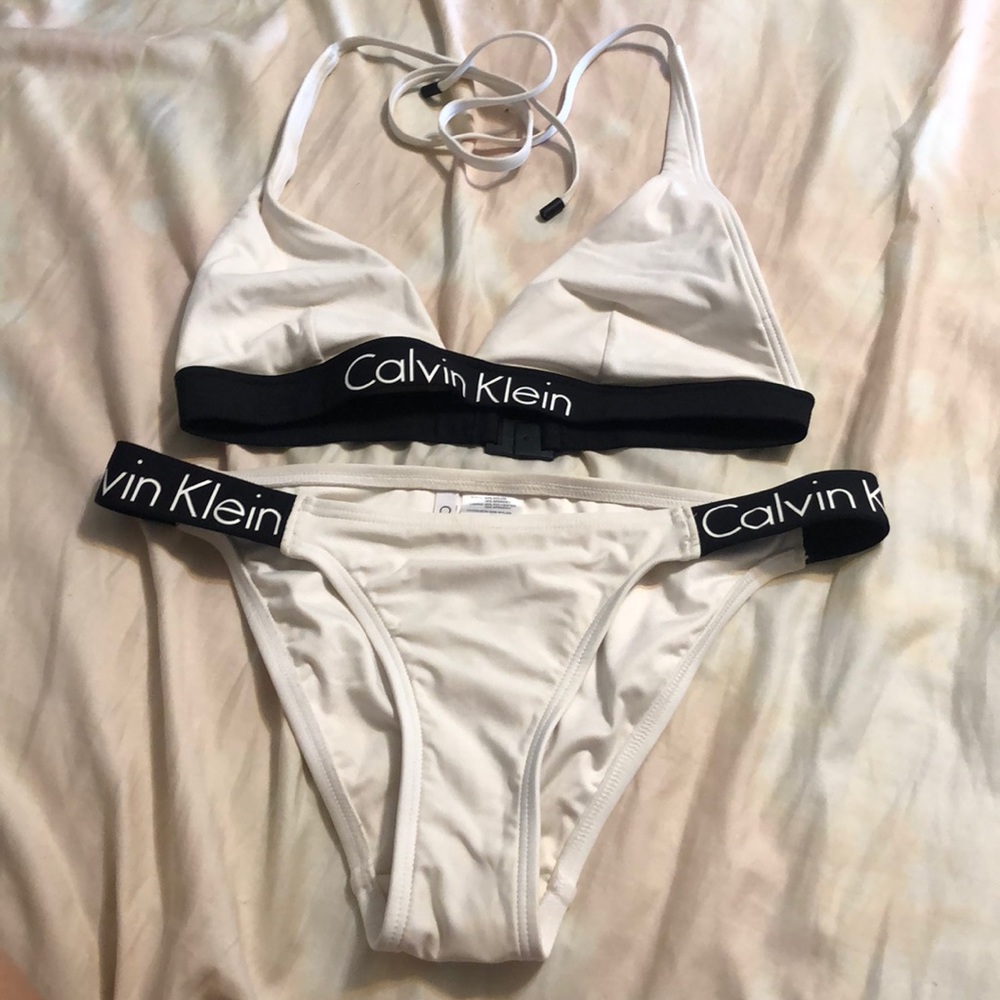 White Calvin klein bikini